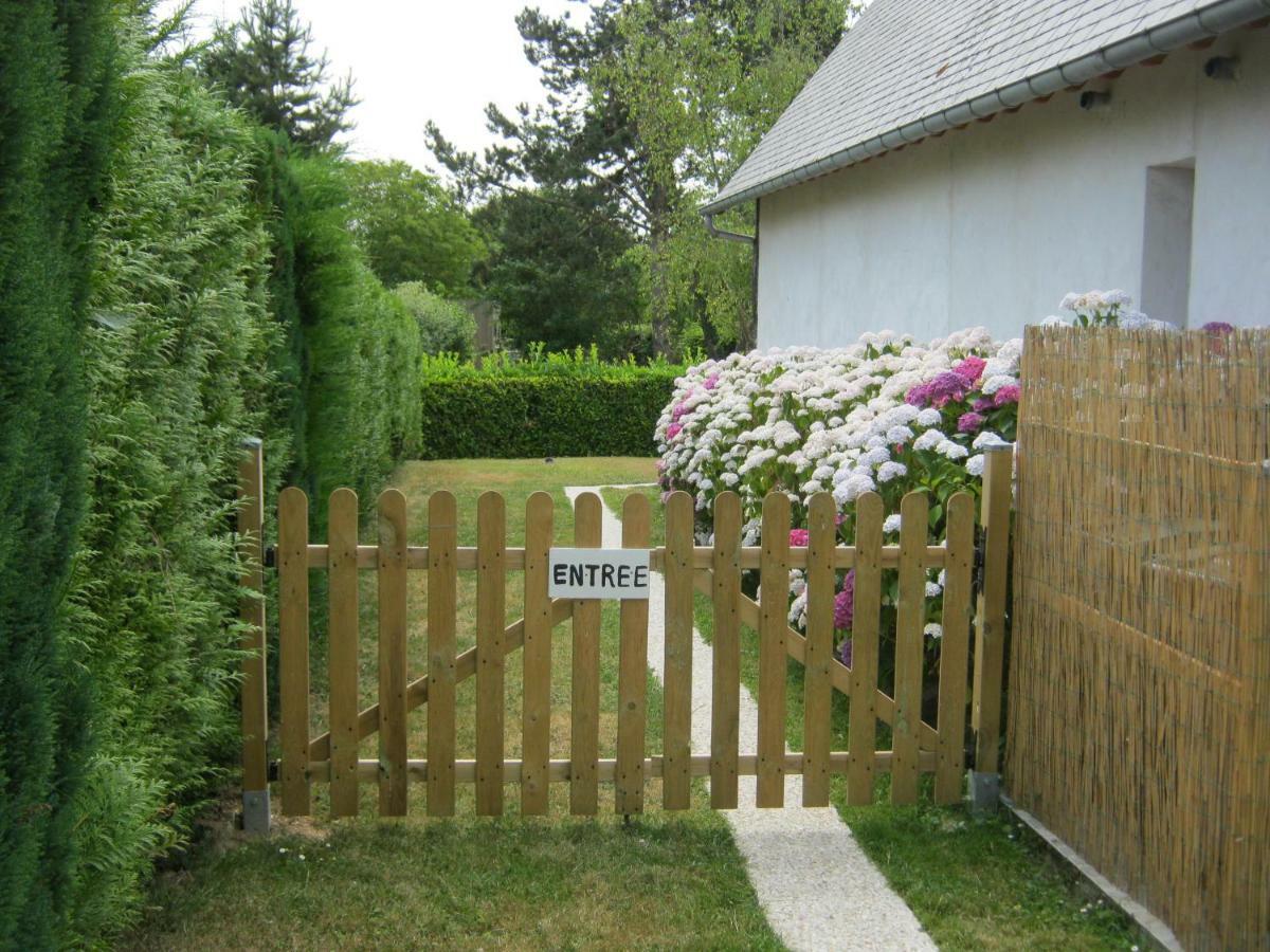 Gite Des Pins Penches Brunville Luaran gambar